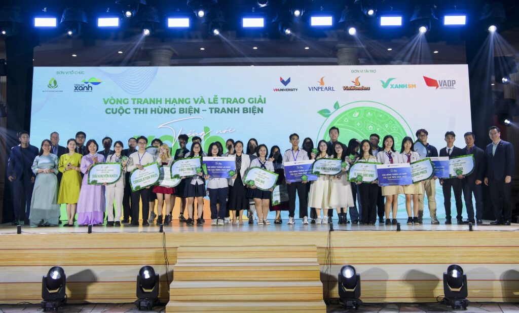 Tìm ra nhà vô địch cuộc thi hùng biện – tranh biện “Tiếng nói Xanh”