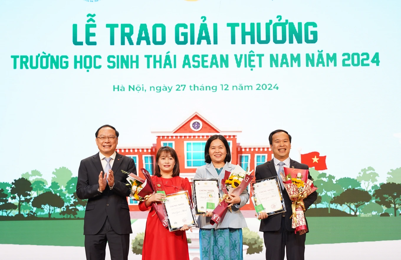 49 trường được trao giải Trường học sinh thái ASEAN Việt Nam